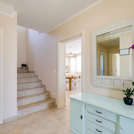 Angelina With 3 Bedrooms And Pool In Novigrad Villa *